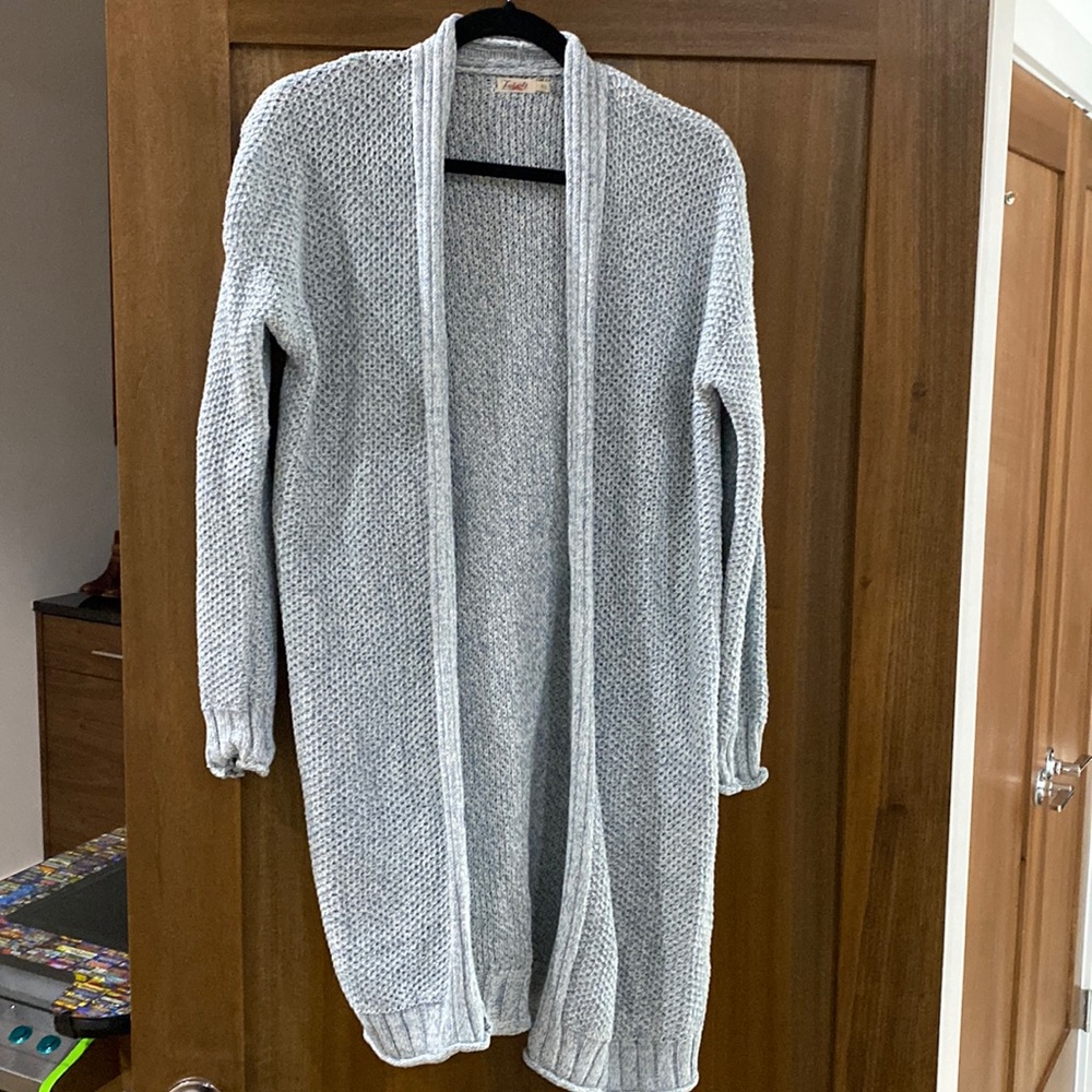Faherty long sweater - like new!